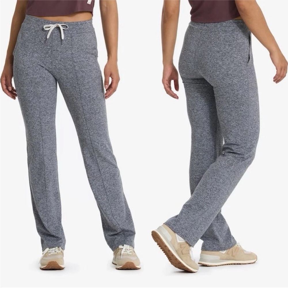 Vuori Halo Essential Heather DreamKnit Gray Women’s Size M Comfy Wide Leg Pants